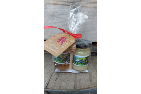 Coffret de Noël.    Miel et cuillère en bois